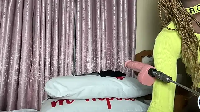 SexyAudreyFuck online show from 09-09-25, 09:14