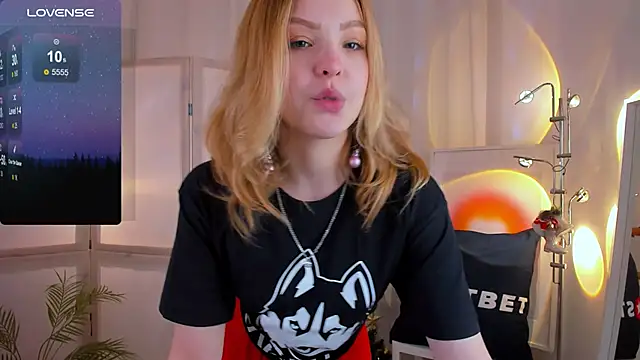 Snapshot of stay_with_alice chatting on 12-05-24, 01:49 stay with alice online show from 12-05-24, 01:49