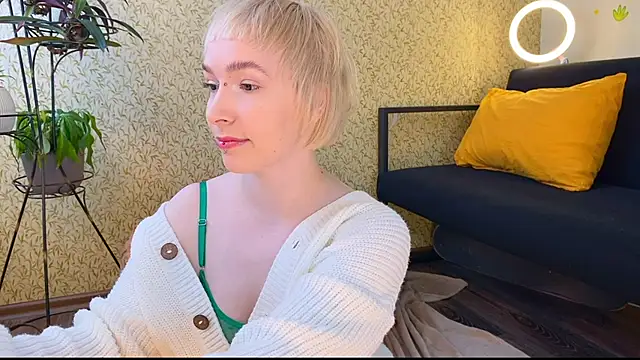 EmmyAmbros online show from 02-17-25, 10:07