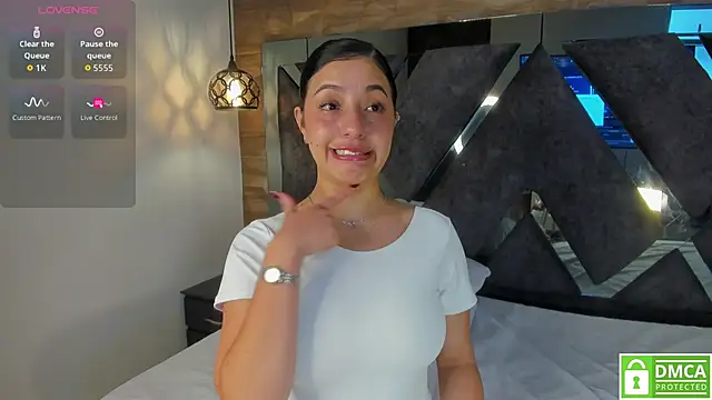 Venus velez  online show from 02-08-26, 01:14