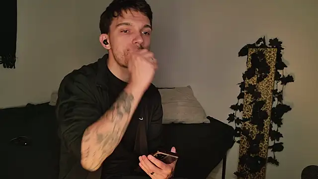 JackDesFeux online show from 10-09-25, 06:55