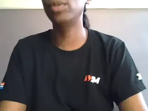 Snapshot of AfricanPrincesss2 chatting on 12-30-24, 12:20 AfricanPrincesss2 online show from 12-30-24, 12:20