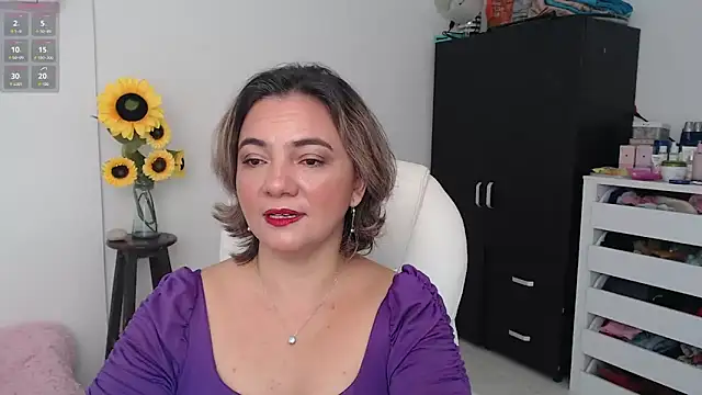 ana milf online show from 12-21-24, 12:27