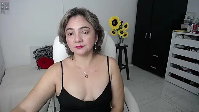 ana milf online show from 03-12-25, 12:47