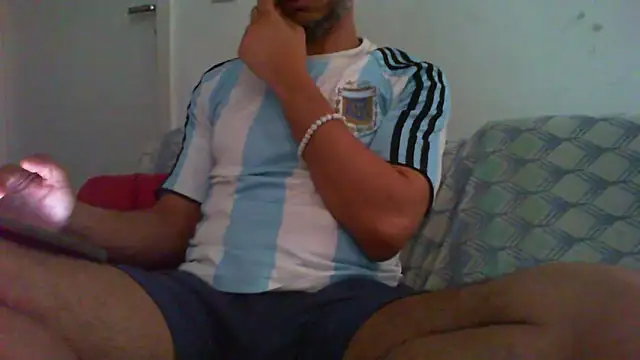 Snapshot of funguybr36 chatting on 01-06-26, 10:08 funguybr36 online show from 01-06-26, 10:08