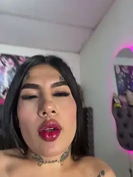 Snapshot of saragill323 chatting on 03-04-25, 06:07 saragill323 online show from 03-04-25, 06:07