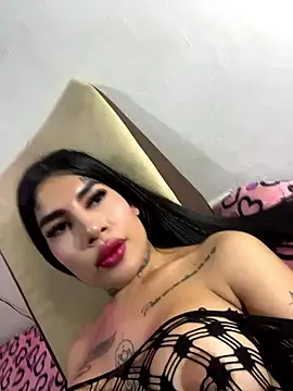 Snapshot of saragill323 chatting on 03-04-25, 11:43 saragill323 online show from 03-04-25, 11:43