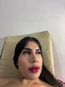 Snapshot of saragill323 chatting on 03-12-25, 07:49 saragill323 online show from 03-12-25, 07:49