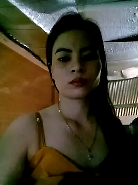 NgocQuyen2K online show from 03-12-25, 01:47