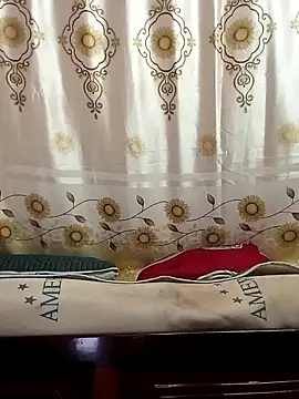 NgocQuyen2K online show from 11-24-25, 10:09