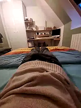 Snapshot of Vijeniv13 chatting on 02-19-26, 05:31 Vijeniv13 online show from 02-19-26, 05:31