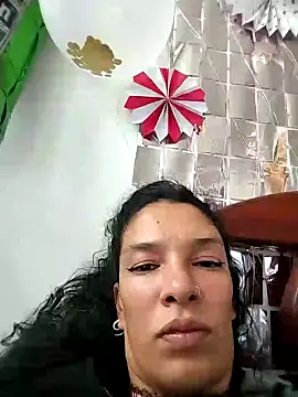 rebekka simpson online show from 01-12-25, 09:40