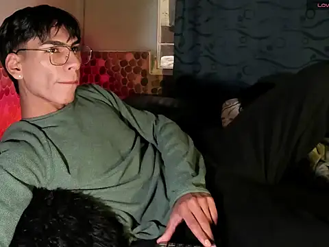 Snapshot of Teo_skinny chatting on 12-10-24, 06:49 Teo skinny online show from 12-10-24, 06:49