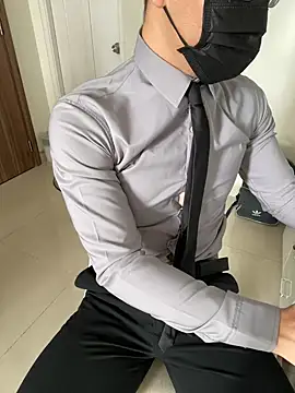 harrylouis1357 online show from 01-05-25, 05:51