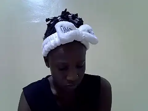 Snapshot of Spicey_diana chatting on 01-22-25, 01:42 Spicey diana online show from 01-22-25, 01:42