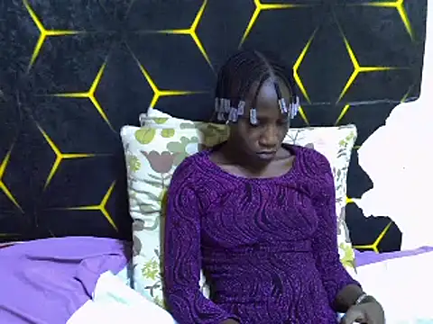 Snapshot of Spicey_diana chatting on 02-08-25, 06:12 Spicey diana online show from 02-08-25, 06:12