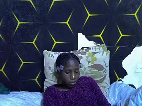 Snapshot of Spicey_diana chatting on 02-11-25, 02:13 Spicey diana online show from 02-11-25, 02:13