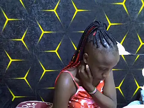 Snapshot of Spicey_diana chatting on 02-17-25, 04:15 Spicey diana online show from 02-17-25, 04:15