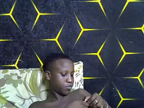 Snapshot of Spicey_diana chatting on 03-22-25, 04:47 Spicey diana online show from 03-22-25, 04:47