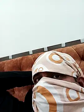 Snapshot of RockyNonStop chatting on 12-27-24, 07:35 RockyNonStop online show from 12-27-24, 07:35