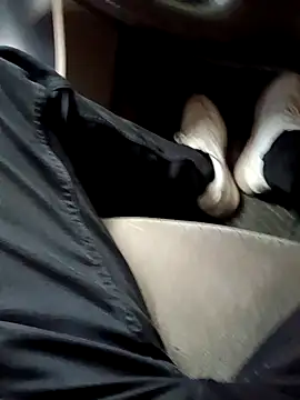 Snapshot of RockyNonStop chatting on 02-01-25, 02:47 RockyNonStop online show from 02-01-25, 02:47