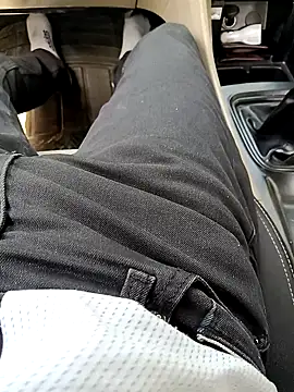 Snapshot of RockyNonStop chatting on 02-15-25, 07:38 RockyNonStop online show from 02-15-25, 07:38