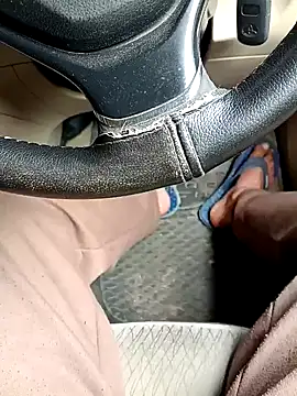 Snapshot of RockyNonStop chatting on 02-18-25, 03:31 RockyNonStop online show from 02-18-25, 03:31