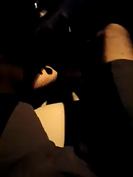 Snapshot of RockyNonStop chatting on 03-01-25, 08:42 RockyNonStop online show from 03-01-25, 08:42