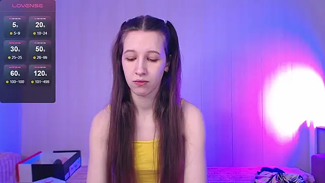 Snapshot of ur_kitty__ chatting on 12-04-25, 09:07 ur kitty online show from 12-04-25, 09:07