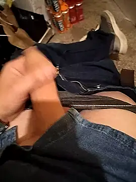 A man in public online show from 11-18-25, 08:46