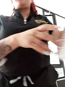 EmaGw online show from 02-21-26, 01:34