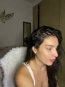 dakota le online show from 03-20-25, 02:19