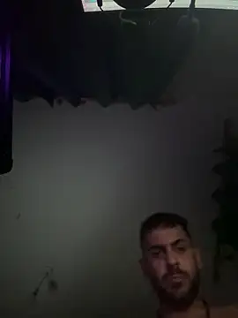 Snapshot of Antreas22 chatting on 10-26-25, 02:28 Antreas22 online show from 10-26-25, 02:28