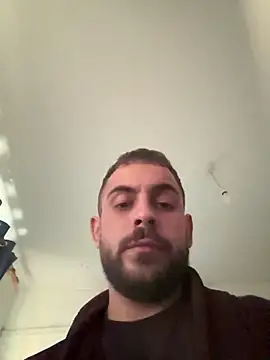 Snapshot of Antreas22 chatting on 03-04-26, 04:51 Antreas22 online show from 03-04-26, 04:51