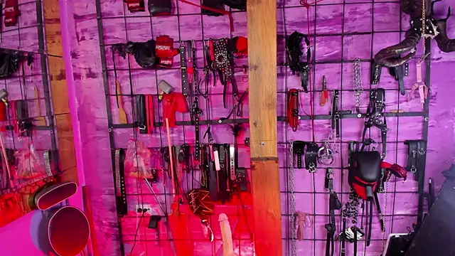 Snapshot of alexia_aitanaa_ chatting on 10-29-25, 03:09 alexia aitanaa online show from 10-29-25, 03:09