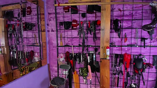 Snapshot of alexia_aitanaa_ chatting on 10-30-25, 02:13 alexia aitanaa online show from 10-30-25, 02:13