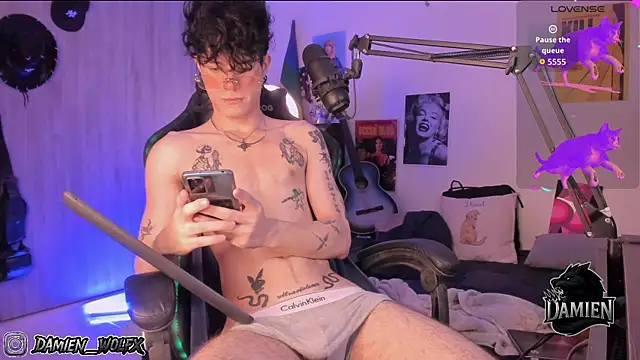 cinnamon boyxxx online show from 11-23-25, 03:50