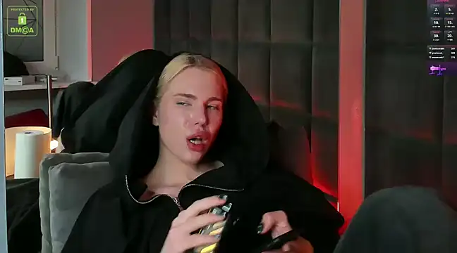 DanielPaige  online show from 12-28-24, 07:43