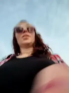 Genevieve143 online show from 03-07-25, 12:37