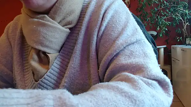 Snapshot of cruellaculdenfer67 chatting on 02-10-26, 02:21 cruellaculdenfer67 online show from 02-10-26, 02:21