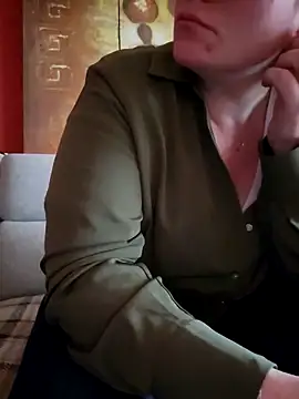 Snapshot of cruellaculdenfer67 chatting on 02-18-26, 10:11 cruellaculdenfer67 online show from 02-18-26, 10:11