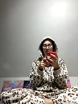 ur pleasure  online show from 12-04-24, 08:07