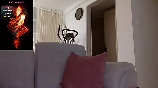 saramartinez1000 online show from 09-19-25, 02:40