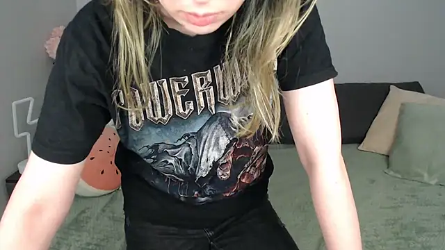 Mini Diva online show from 09-12-25, 08:03