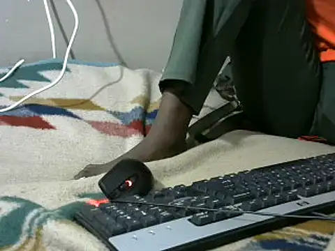 queen sessely12 online show from 02-18-25, 04:48