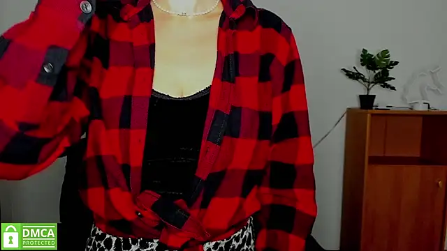 Snapshot of annakillianox chatting on 10-02-25, 05:25 annakillianox online show from 10-02-25, 05:25