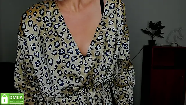 Snapshot of annakillianox chatting on 10-11-25, 05:28 annakillianox online show from 10-11-25, 05:28