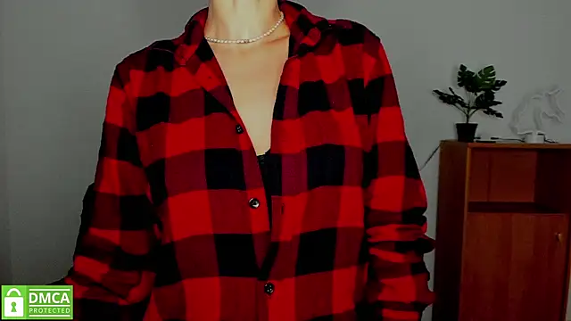 Snapshot of annakillianox chatting on 10-12-25, 05:28 annakillianox online show from 10-12-25, 05:28