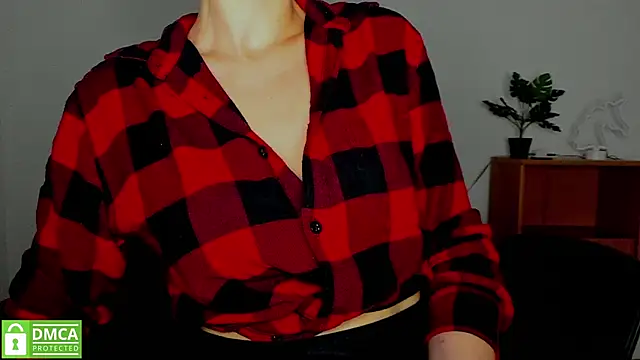 Snapshot of annakillianox chatting on 10-19-25, 05:30 annakillianox online show from 10-19-25, 05:30