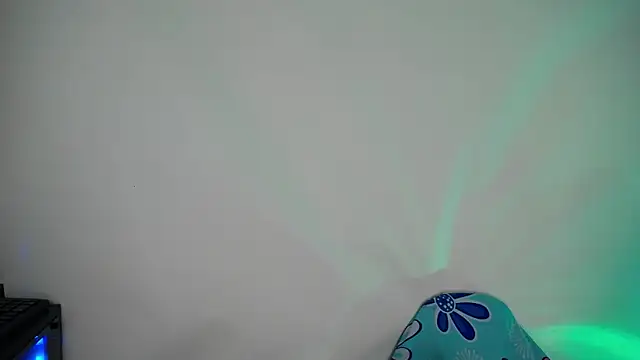 luly pink online show from 11-27-25, 04:03